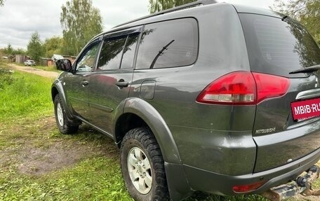 Mitsubishi Pajero Sport II рестайлинг, 2015 год, 2 100 000 рублей, 4 фотография