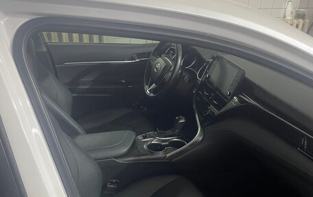 Toyota Camry, 2021 год, 3 фотография