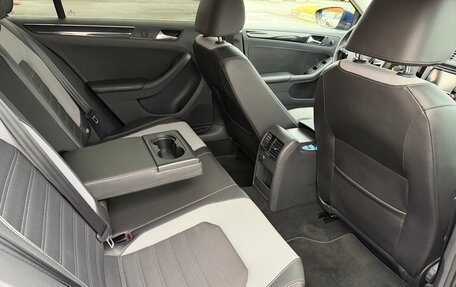 Volkswagen Jetta VI, 2014 год, 1 349 999 рублей, 15 фотография