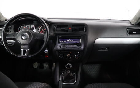 Volkswagen Jetta VI, 2012 год, 799 000 рублей, 7 фотография