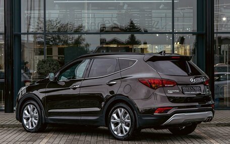 Hyundai Santa Fe III рестайлинг, 2018 год, 1 595 000 рублей, 4 фотография