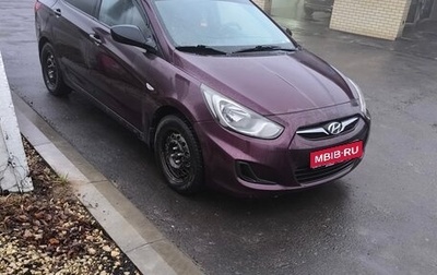 Hyundai Solaris II рестайлинг, 2012 год, 555 000 рублей, 1 фотография