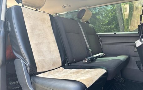 Volkswagen Caravelle T6 рестайлинг, 2018 год, 3 500 000 рублей, 8 фотография