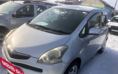 Toyota Ractis I, 2010 год, 735 000 рублей, 3 фотография