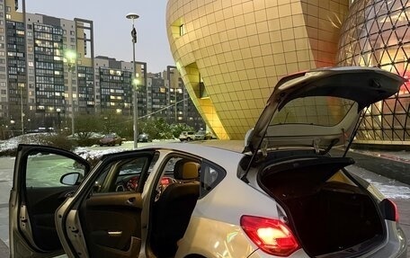 Opel Astra J, 2011 год, 539 000 рублей, 3 фотография