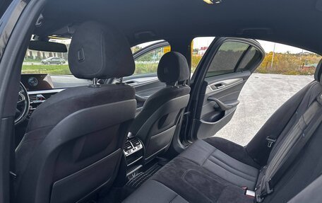 BMW 5 серия, 2018 год, 3 650 000 рублей, 18 фотография