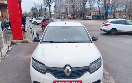 Renault Logan II, 2017 год, 550 000 рублей, 2 фотография