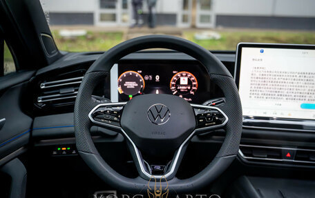 Volkswagen Tiguan, 2025 год, 4 850 000 рублей, 23 фотография