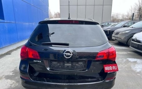 Opel Astra J, 2012 год, 1 550 000 рублей, 4 фотография