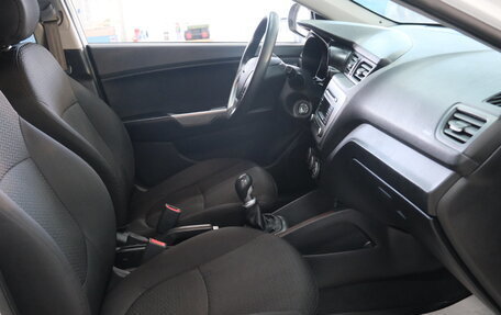 KIA Rio III рестайлинг, 2016 год, 829 000 рублей, 20 фотография