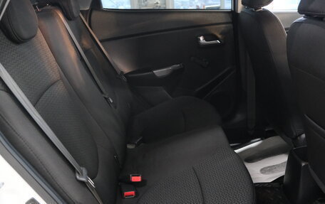 KIA Rio III рестайлинг, 2016 год, 829 000 рублей, 22 фотография