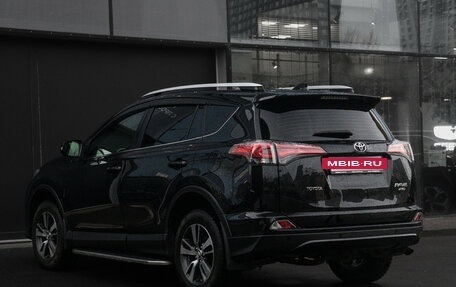 Toyota RAV4, 2016 год, 1 997 000 рублей, 7 фотография