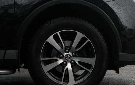 Toyota RAV4, 2016 год, 1 997 000 рублей, 19 фотография