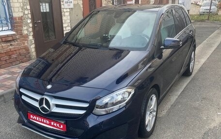 Mercedes-Benz B-Класс, 2016 год, 2 000 000 рублей, 1 фотография