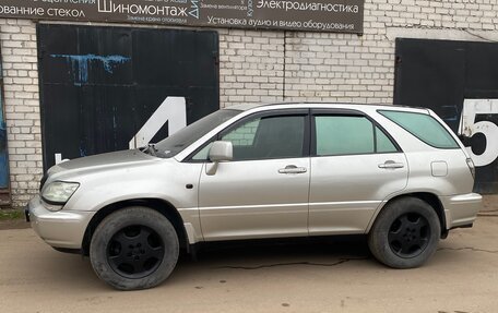 Lexus RX IV рестайлинг, 2002 год, 815 000 рублей, 2 фотография