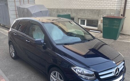 Mercedes-Benz B-Класс, 2016 год, 2 000 000 рублей, 3 фотография