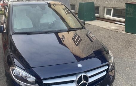 Mercedes-Benz B-Класс, 2016 год, 2 000 000 рублей, 14 фотография