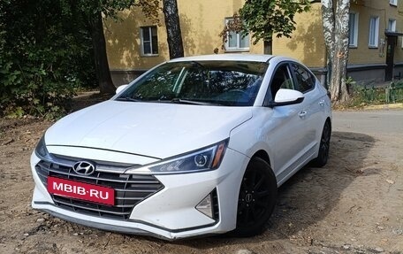 Hyundai Elantra VI рестайлинг, 2019 год, 1 300 000 рублей, 27 фотография