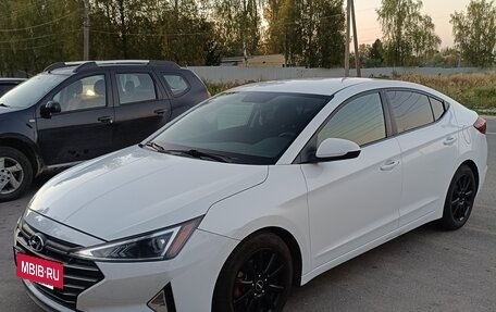 Hyundai Elantra VI рестайлинг, 2019 год, 1 300 000 рублей, 23 фотография