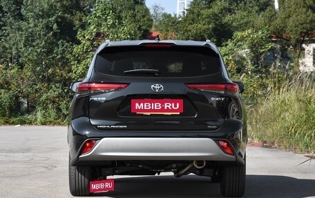 Toyota Highlander, 2024 год, 5 290 000 рублей, 5 фотография