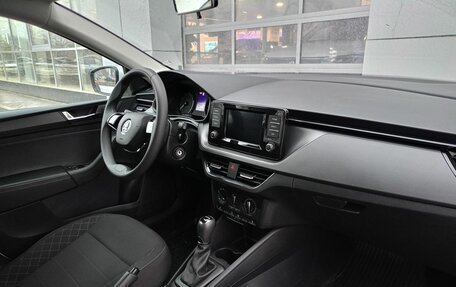 Skoda Rapid II, 2021 год, 1 879 000 рублей, 6 фотография