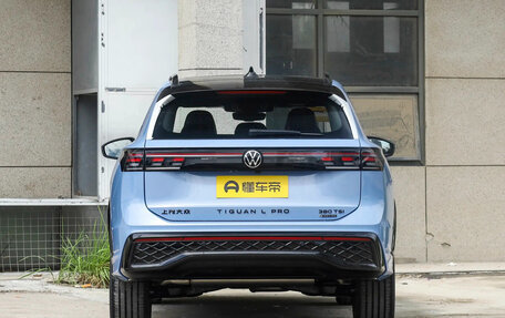 Volkswagen Tiguan, 2025 год, 4 200 000 рублей, 6 фотография