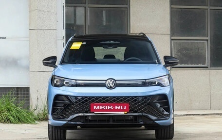 Volkswagen Tiguan, 2025 год, 4 200 000 рублей, 2 фотография