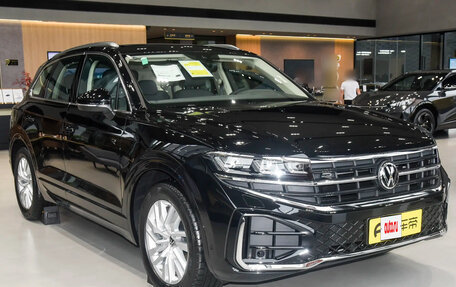 Volkswagen Touareg III, 2025 год, 7 990 000 рублей, 2 фотография