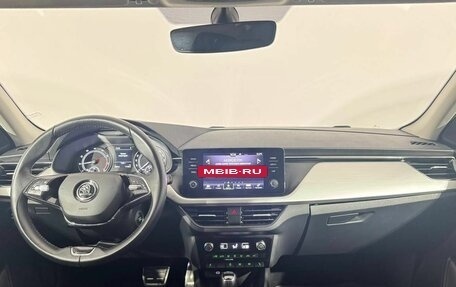 Skoda Rapid II, 2021 год, 1 750 000 рублей, 13 фотография