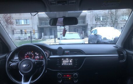 KIA Rio IV, 2018 год, 998 000 рублей, 7 фотография