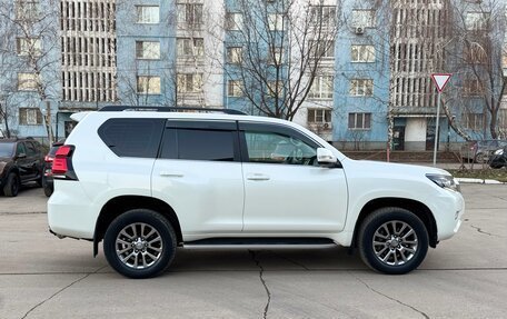 Toyota Land Cruiser Prado 150 рестайлинг 2, 2017 год, 4 790 000 рублей, 4 фотография