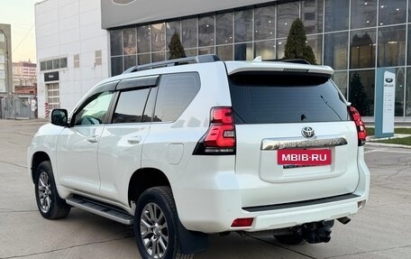 Toyota Land Cruiser Prado 150 рестайлинг 2, 2017 год, 4 790 000 рублей, 7 фотография