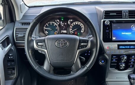 Toyota Land Cruiser Prado 150 рестайлинг 2, 2017 год, 4 790 000 рублей, 18 фотография