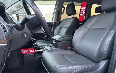 Toyota Land Cruiser Prado 150 рестайлинг 2, 2017 год, 4 790 000 рублей, 15 фотография