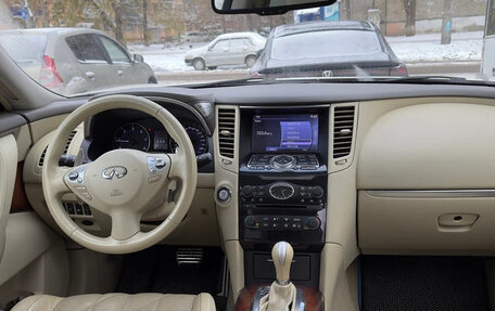 Infiniti FX II, 2012 год, 1 550 000 рублей, 6 фотография