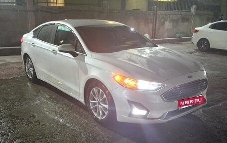 Ford Fusion (North America) II, 2019 год, 1 619 000 рублей, 5 фотография