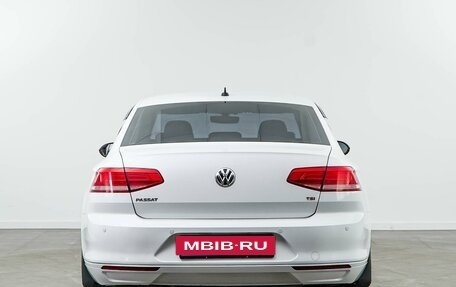 Volkswagen Passat B8 рестайлинг, 2017 год, 1 598 956 рублей, 4 фотография