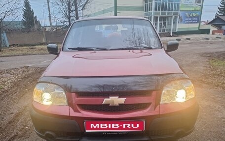 Chevrolet Niva I рестайлинг, 2011 год, 409 000 рублей, 1 фотография