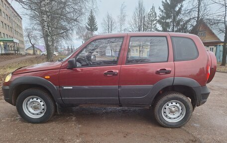 Chevrolet Niva I рестайлинг, 2011 год, 409 000 рублей, 7 фотография