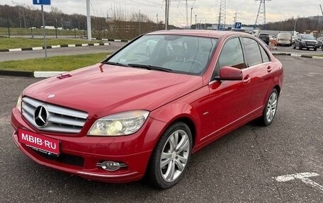 Mercedes-Benz C-Класс, 2009 год, 1 050 000 рублей, 1 фотография