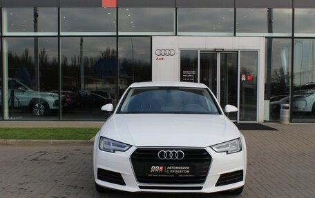 Audi A4, 2018 год, 2 590 000 рублей, 2 фотография