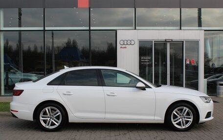 Audi A4, 2018 год, 2 590 000 рублей, 4 фотография