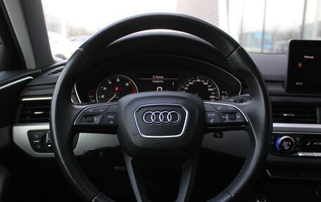 Audi A4, 2018 год, 2 590 000 рублей, 17 фотография