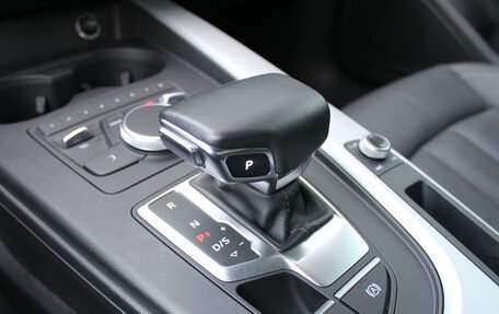 Audi A4, 2018 год, 2 590 000 рублей, 28 фотография