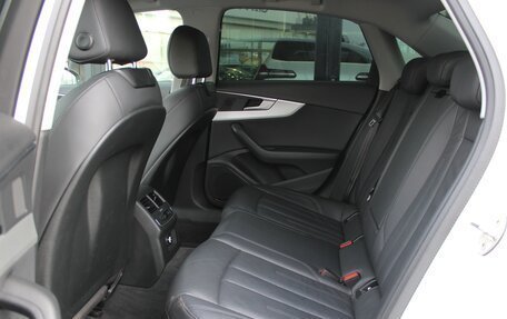 Audi A4, 2018 год, 2 590 000 рублей, 29 фотография