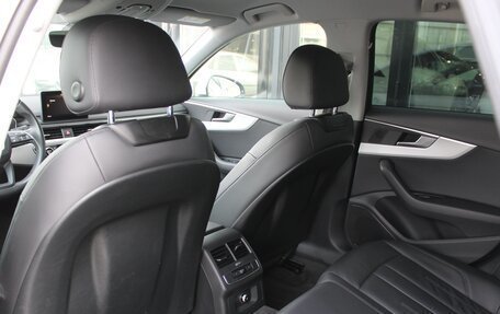 Audi A4, 2018 год, 2 590 000 рублей, 31 фотография