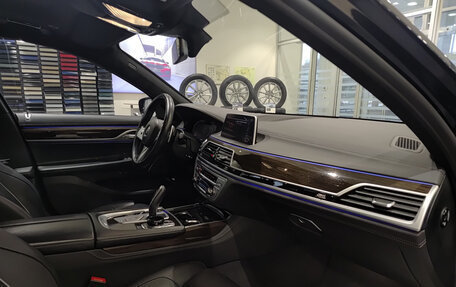 BMW 7 серия, 2021 год, 7 690 000 рублей, 15 фотография