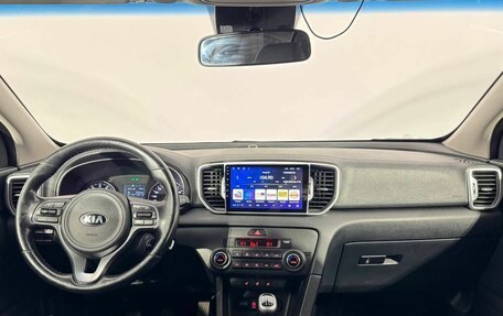 KIA Sportage IV рестайлинг, 2018 год, 1 800 000 рублей, 17 фотография