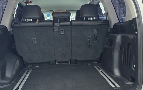 Toyota Land Cruiser Prado 150 рестайлинг 2, 2021 год, 5 950 000 рублей, 23 фотография