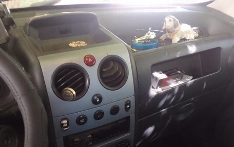 Peugeot Partner II рестайлинг 2, 2011 год, 400 000 рублей, 5 фотография